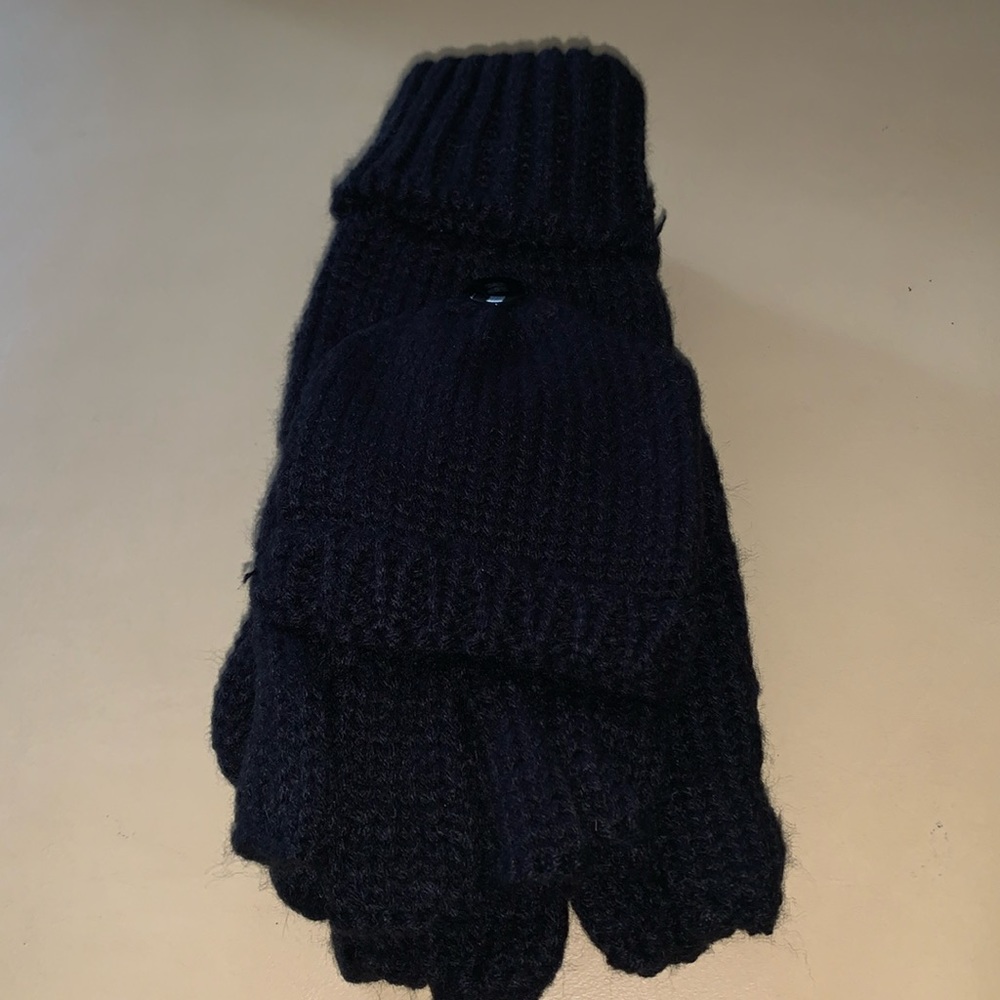 3/$20- West Loop Convertible Fingerless Gloves